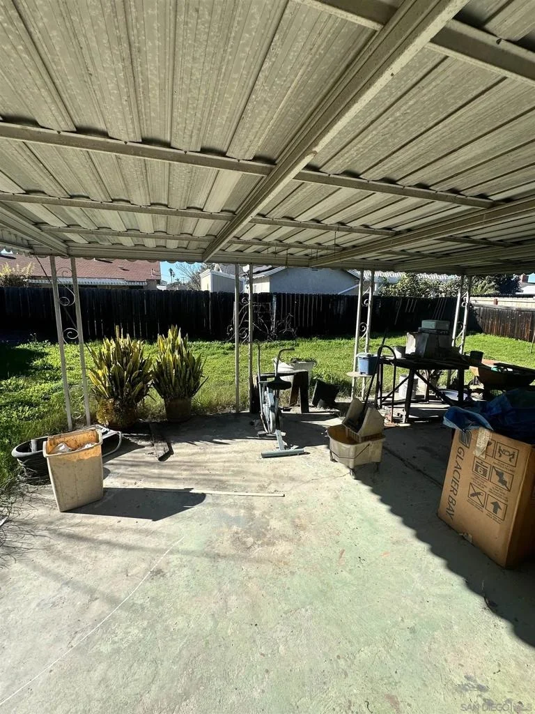 Photo of 128 Old Oak Dr