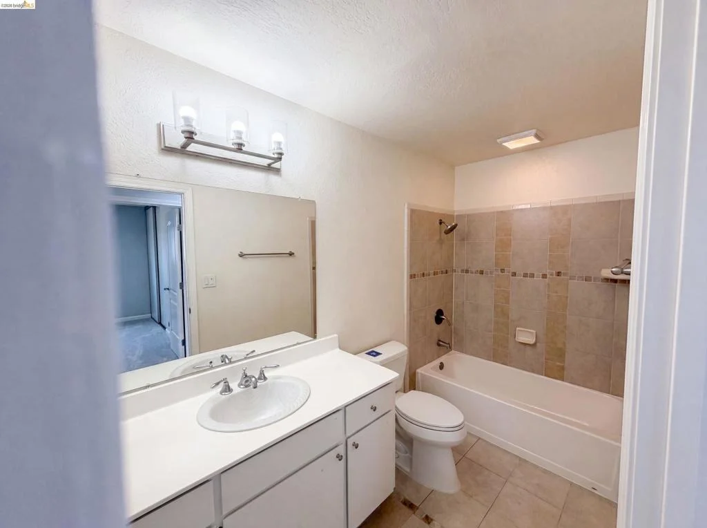 Photo of 1091 Fox Meadow Way