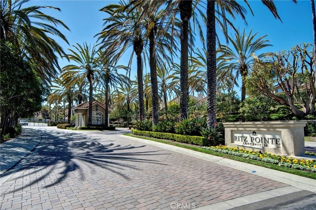 Photo of Unit F at 4 Corniche Drive