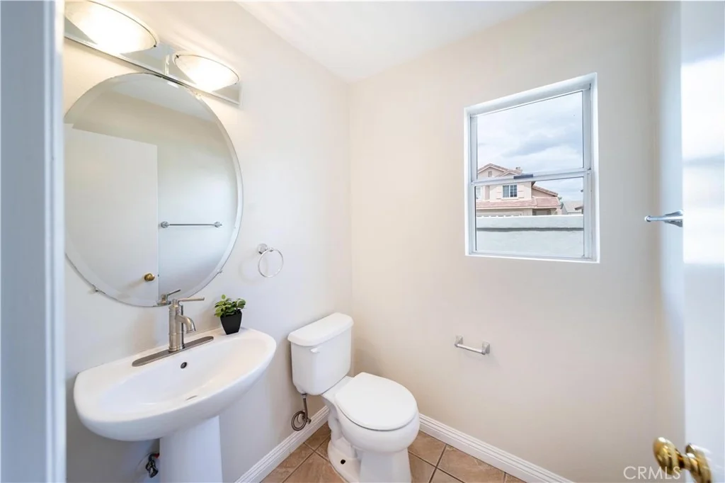 Photo of 877 Willowcreek