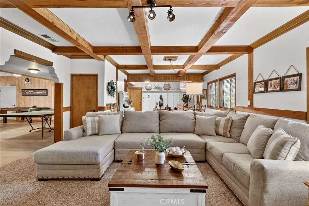 Photo of 360 Riviera Drive