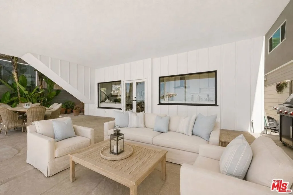 Photo of 35581 Beach Road