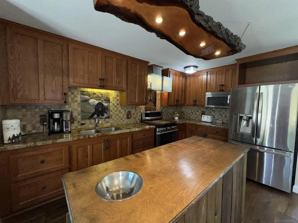 Photo of 12706 Julian Ave