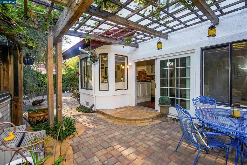 Photo of 100 Opal Ct