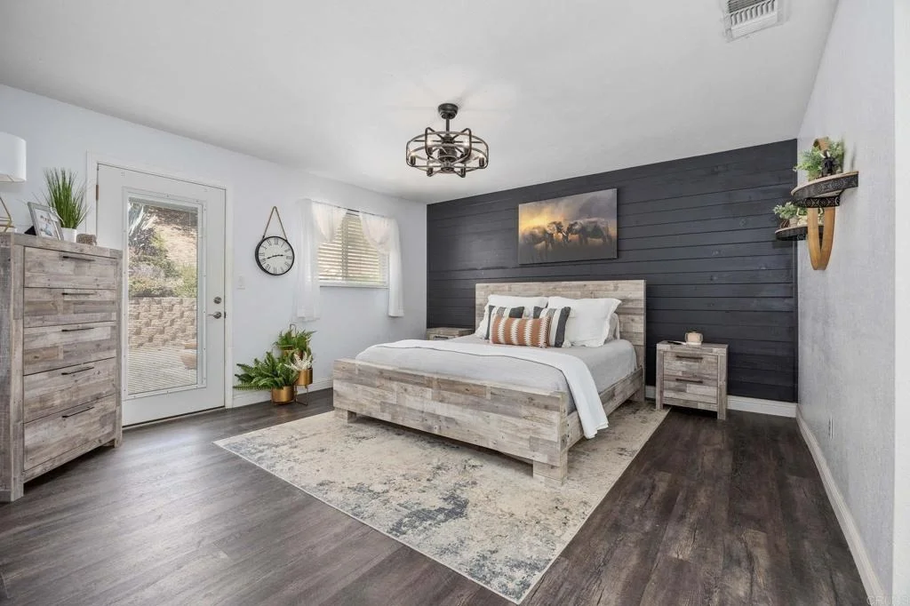 Photo of 24376 Rutherford Road
