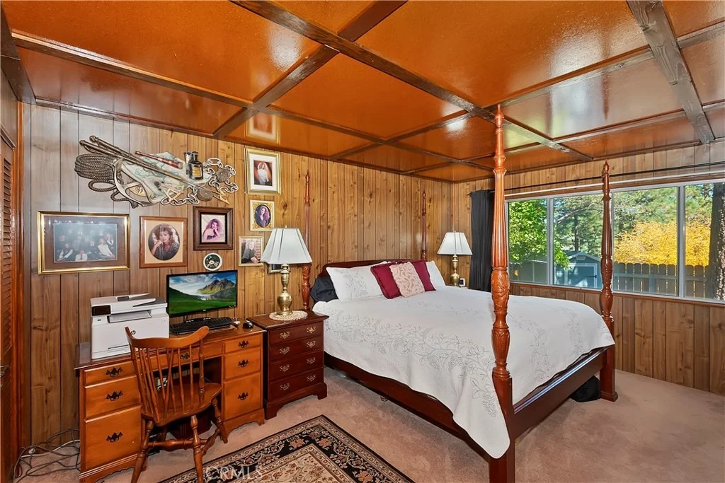 Photo of 571 Pine Lane