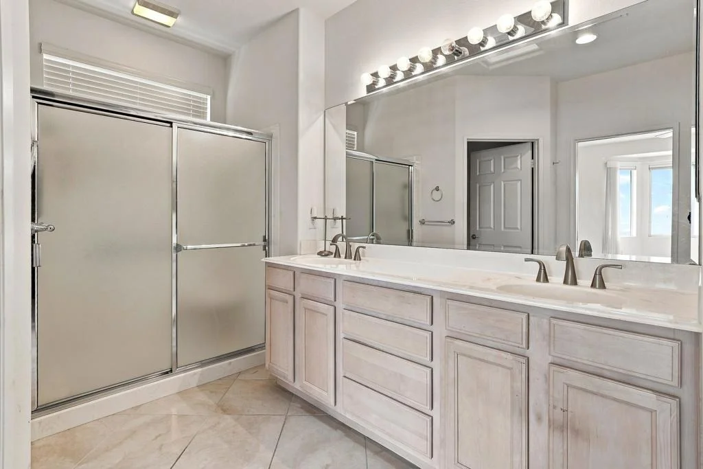Photo of 78286 Hollister Drive