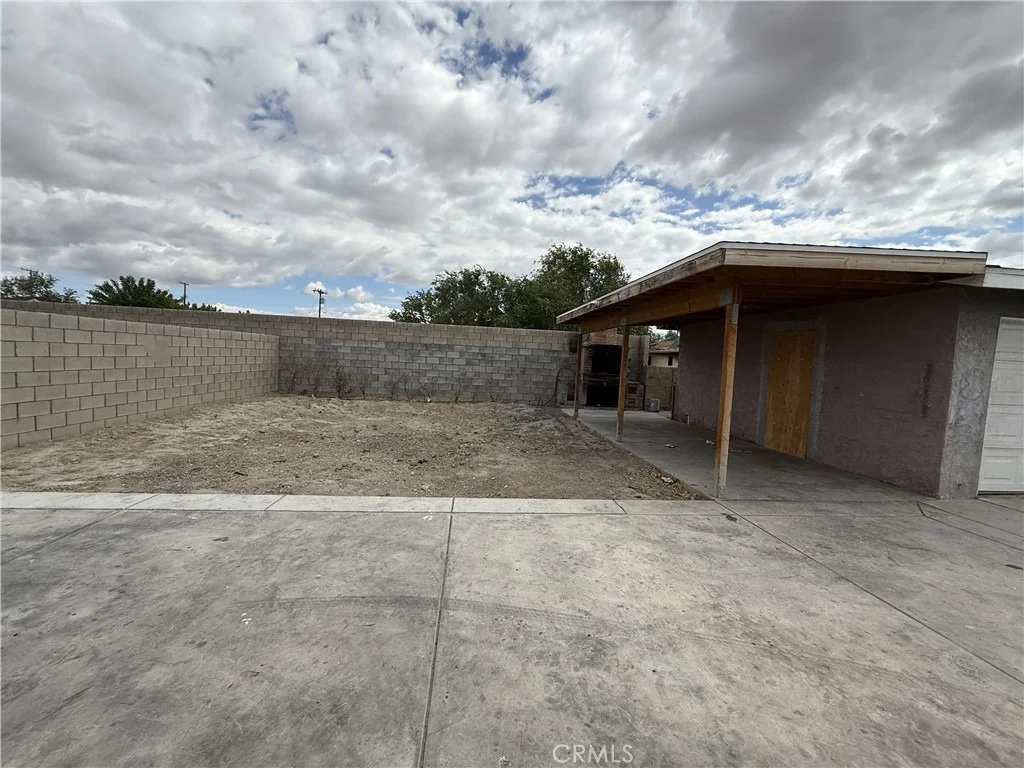 Photo of 43424 20th Street W
