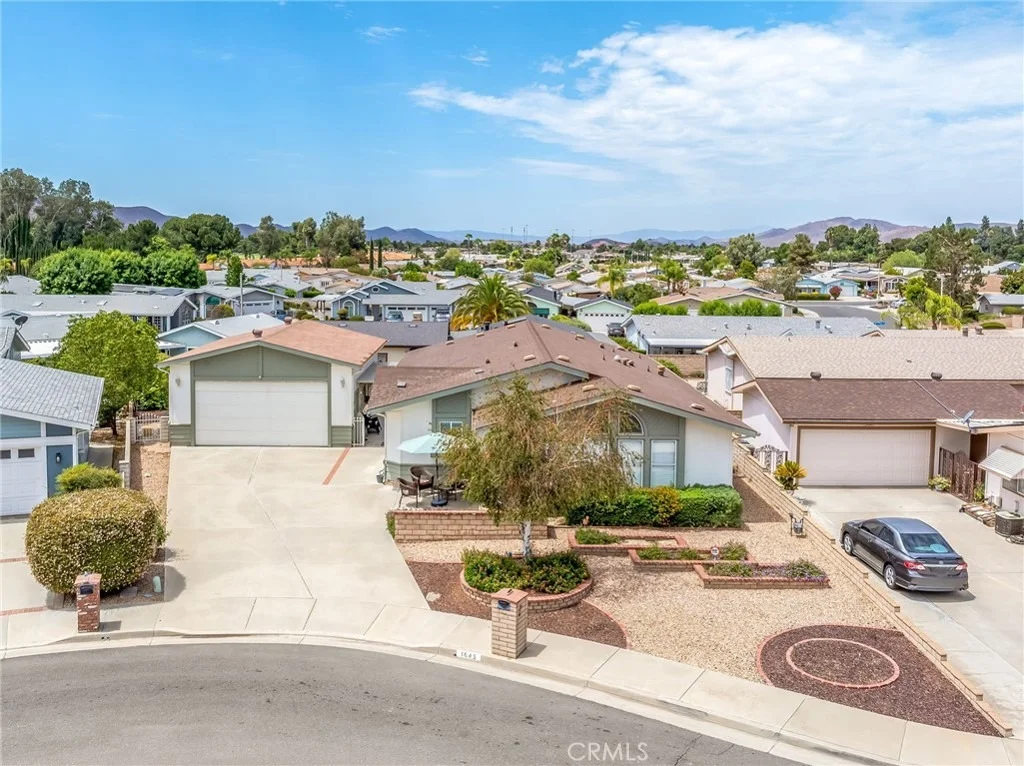 Photo of 1645 Pear Tree Court