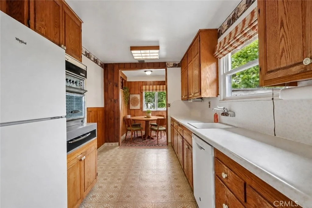 Photo of 6544 E Willow