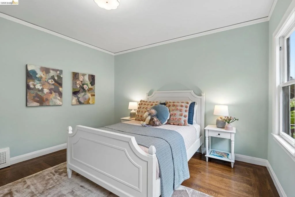 Photo of 765 Euclid Ave