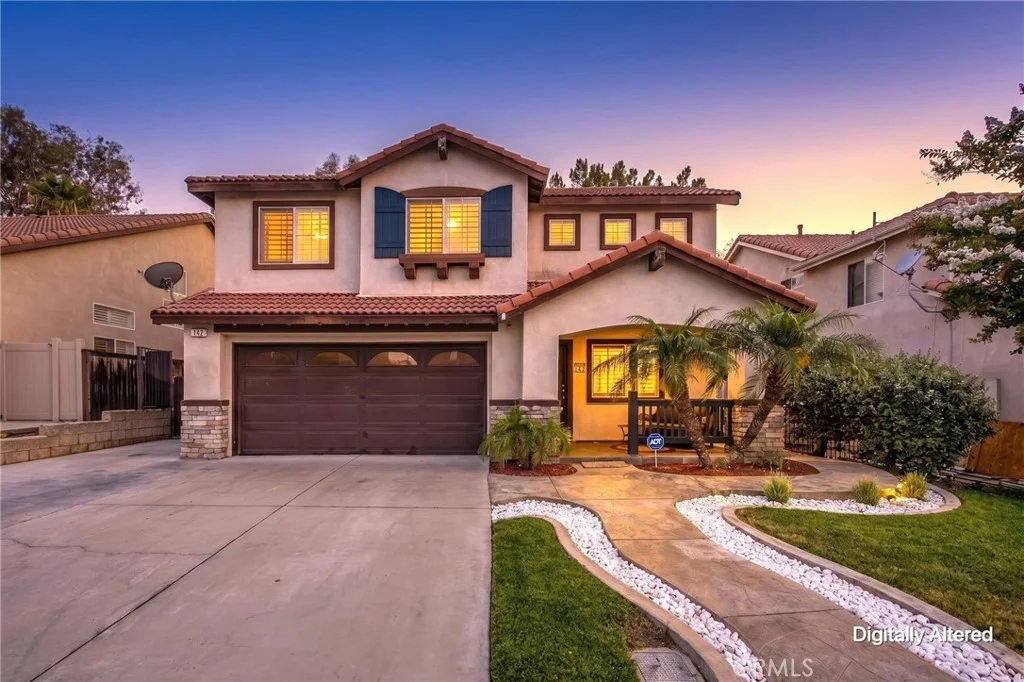 Photo of 142 Tamarack Dr