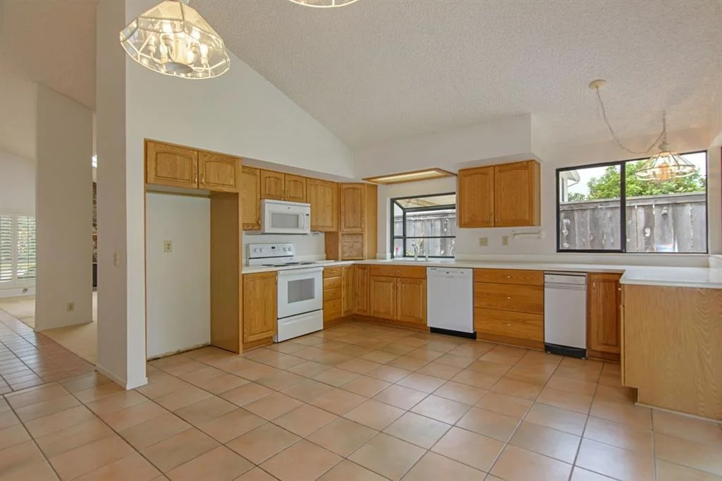 Photo of 343 CERRO STREET