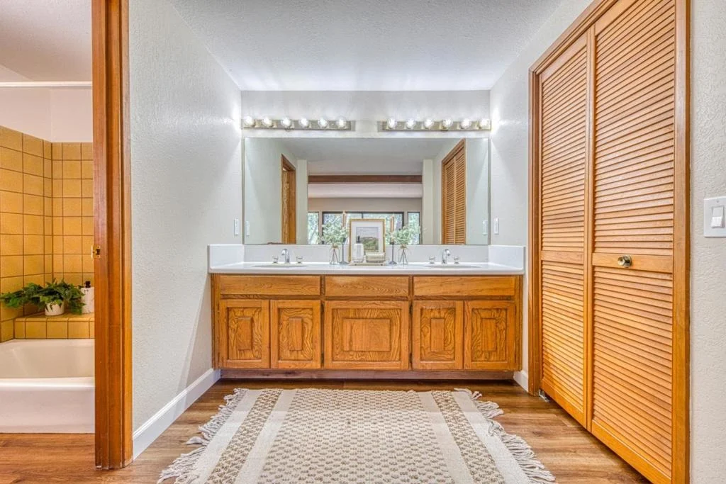 Photo of 129 Littlefield Road