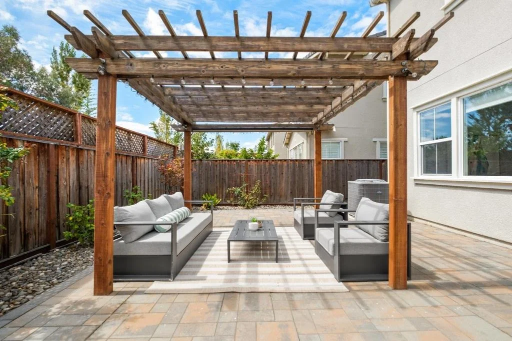 Photo of 39946 Waxwing Drive