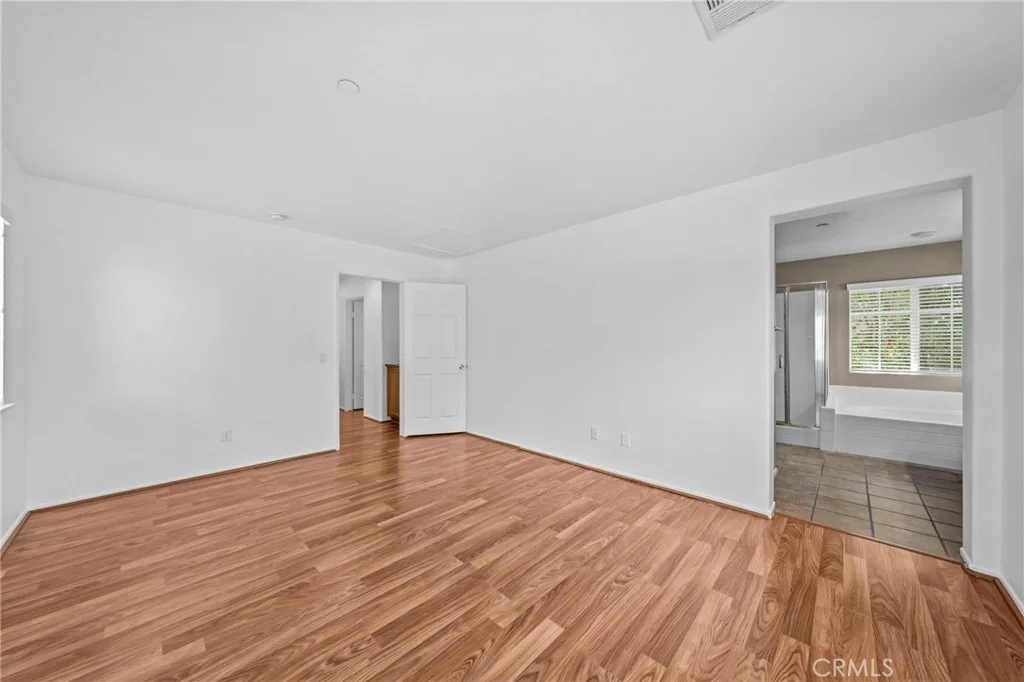 Photo of 8780 Ussel