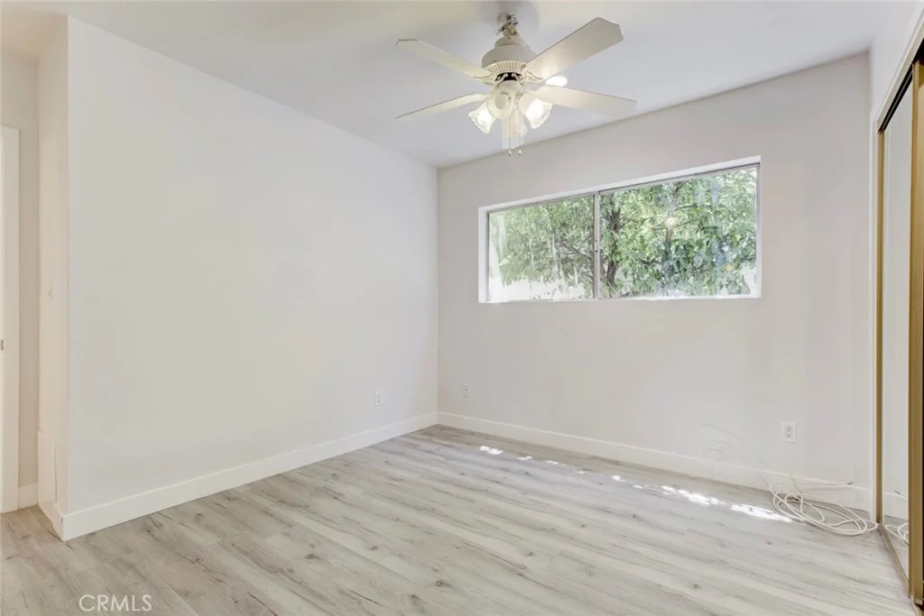 Photo of 6916 Estepa