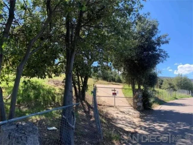 Photo of 17461 Harrison Park Rd