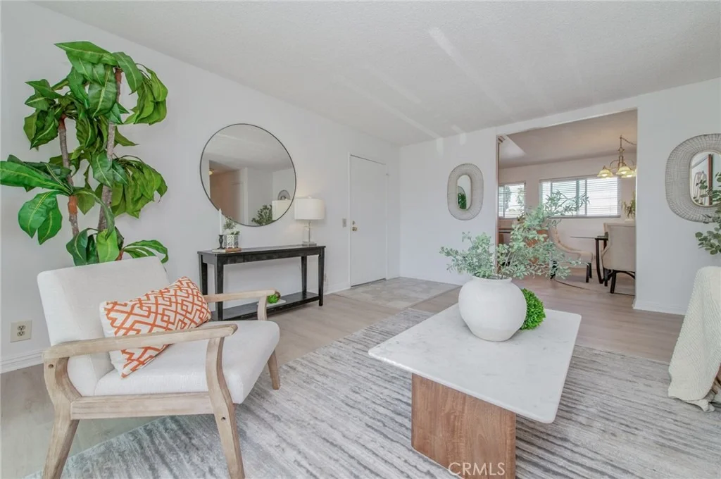 Photo of 44 Fallbrook