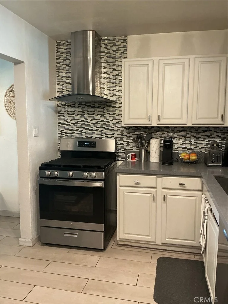 Photo of 17814 Terry Street