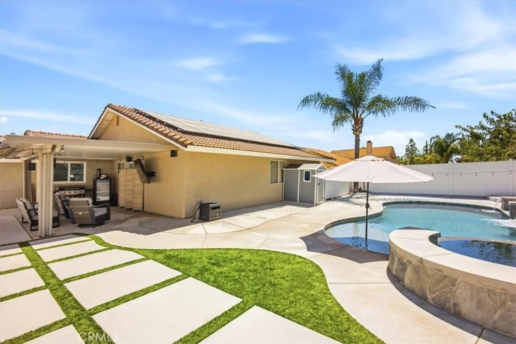 Photo of 8725 Sandhill Drive