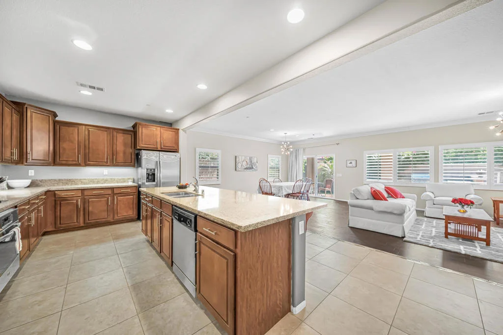 Photo of 42210 Summit Way