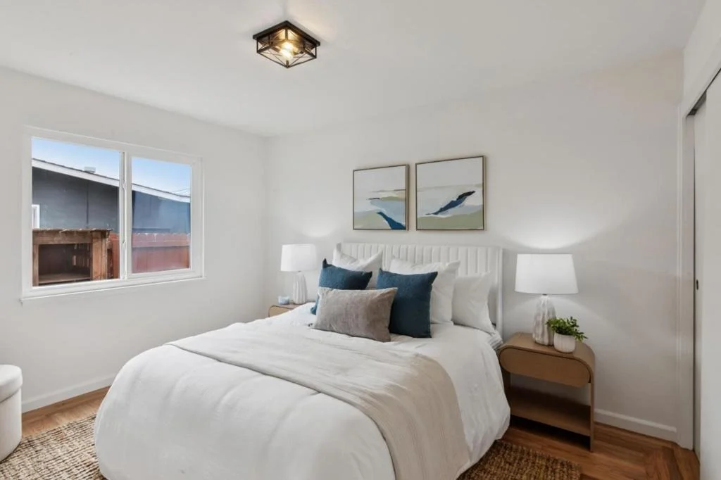 Photo of 1184 Crespi Drive
