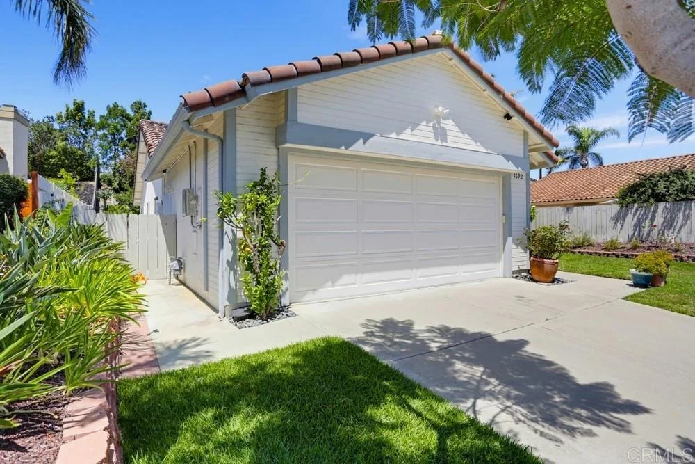 Photo of 1692 Avenida Oceano