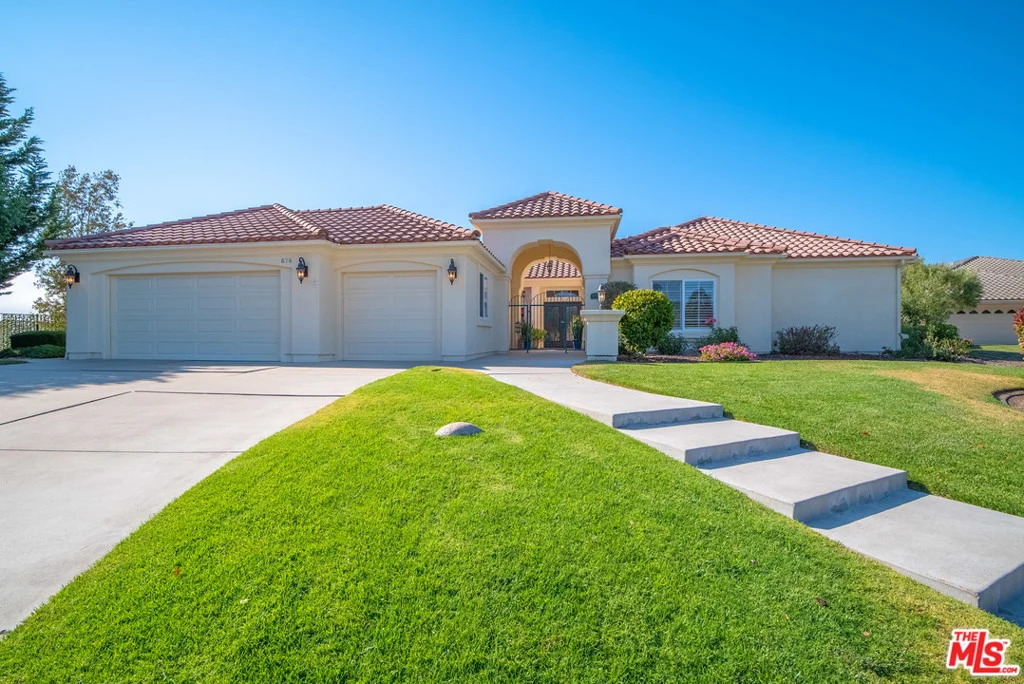 Photo of 676 Misty Glen Place