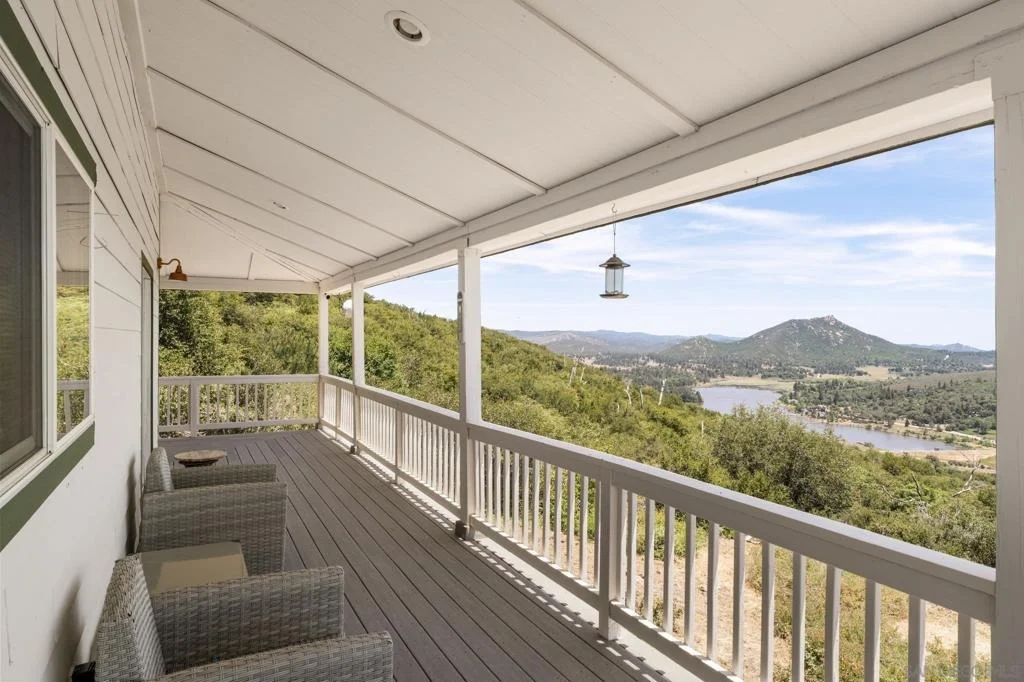 Photo of 15683 N Peak Road