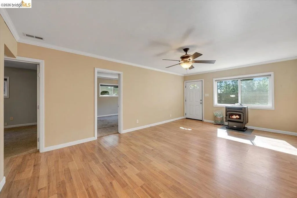 Photo of 5827 Lookout Ct