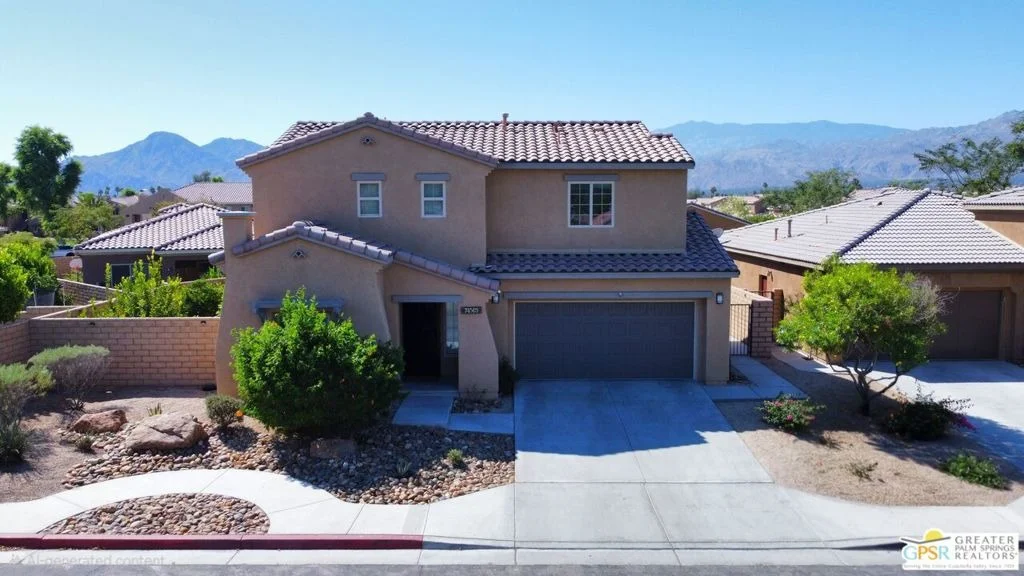Photo of 74569 Falcon Lane
