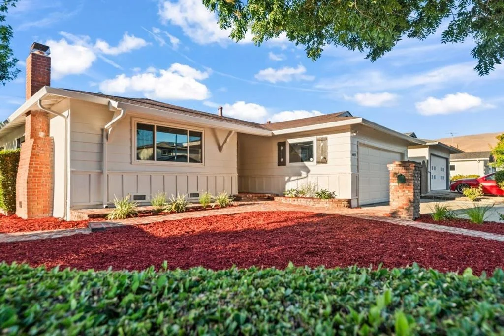 Photo of 1605 Grand Teton Drive