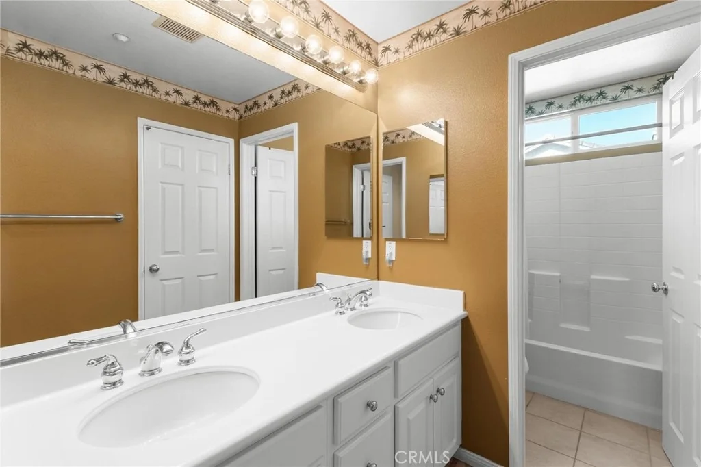 Photo of 1663 Naranjo Court