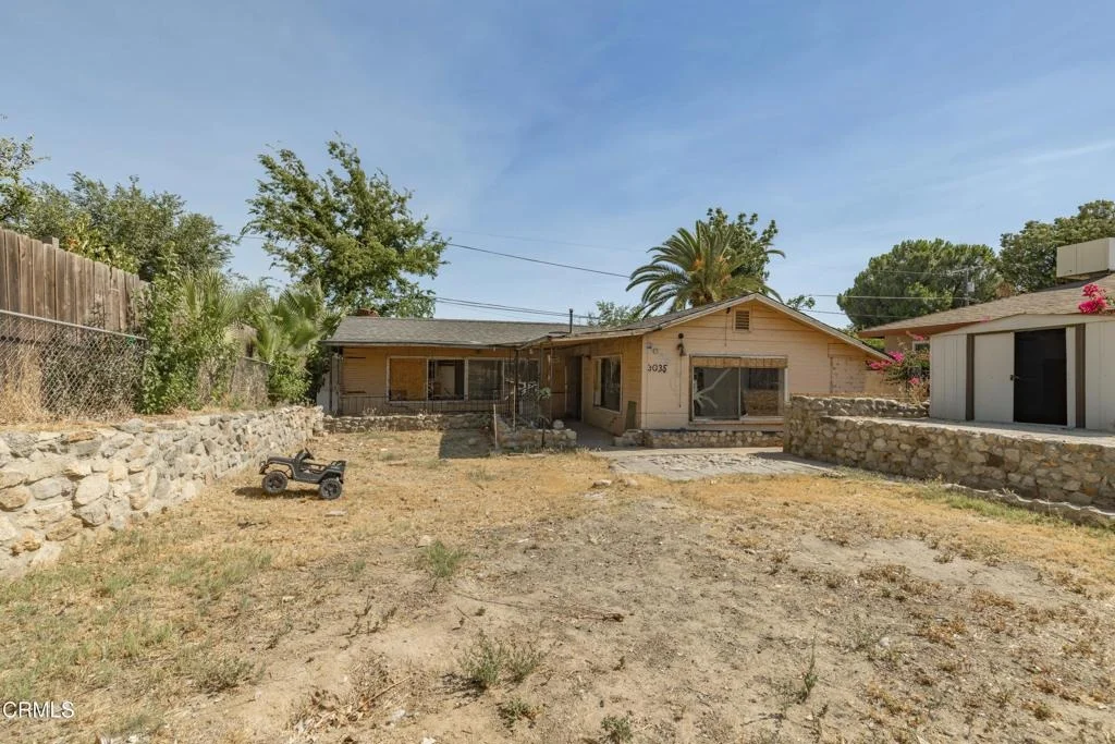 Photo of 3035 Lake Street