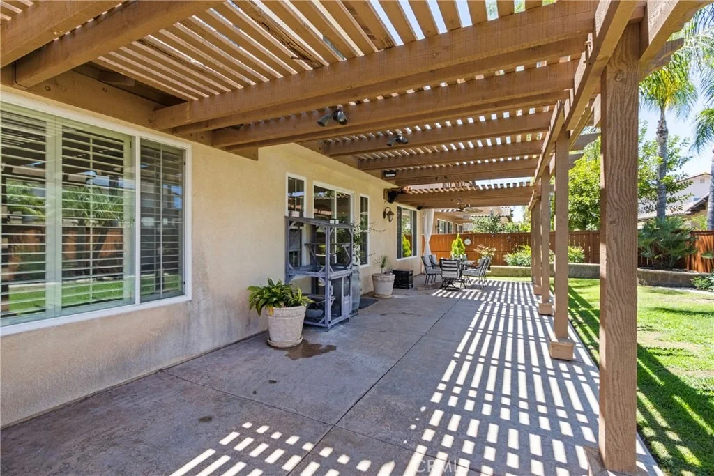 Photo of 31580 Royal Oaks