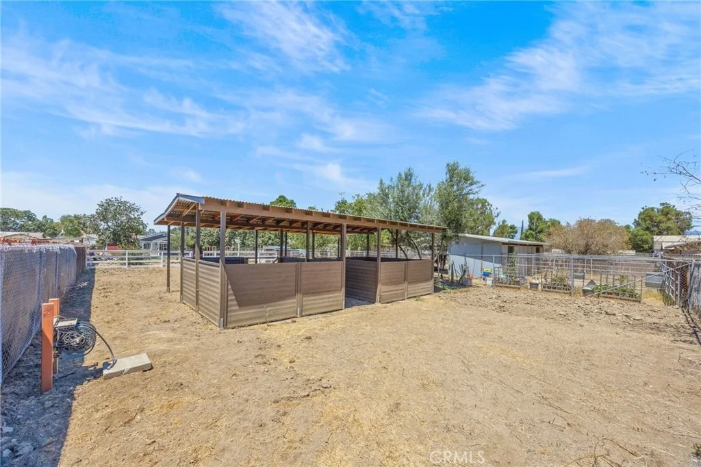 Photo of 4623 Center Avenue