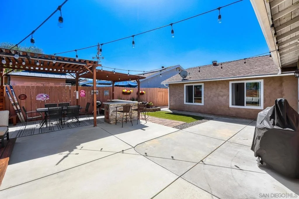 Photo of 9322 LAKE COUNTRY DRIVE