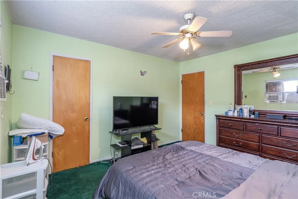 Photo of 10921 Walnut