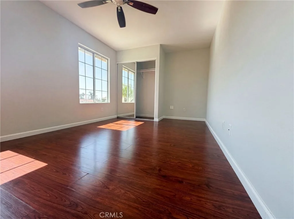 Photo of 922 W Craig