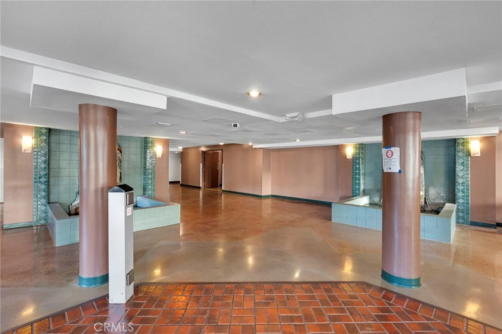 Photo of Unit 205 at 801 Pine Avenue