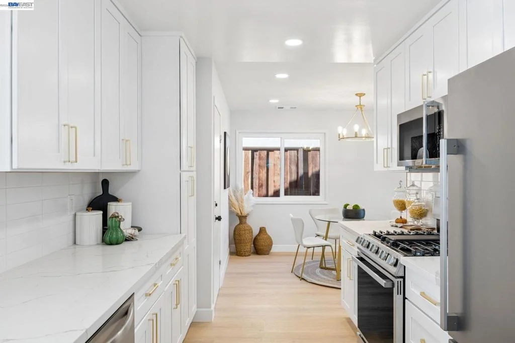 Photo of 7657 Kilrush Ave