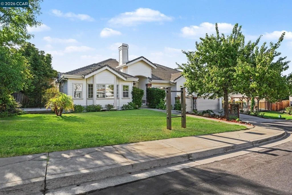 Photo of 4004 Browning Dr