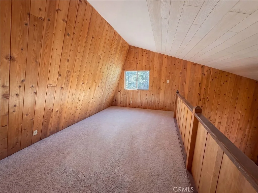 Photo of 577 Oak Knoll