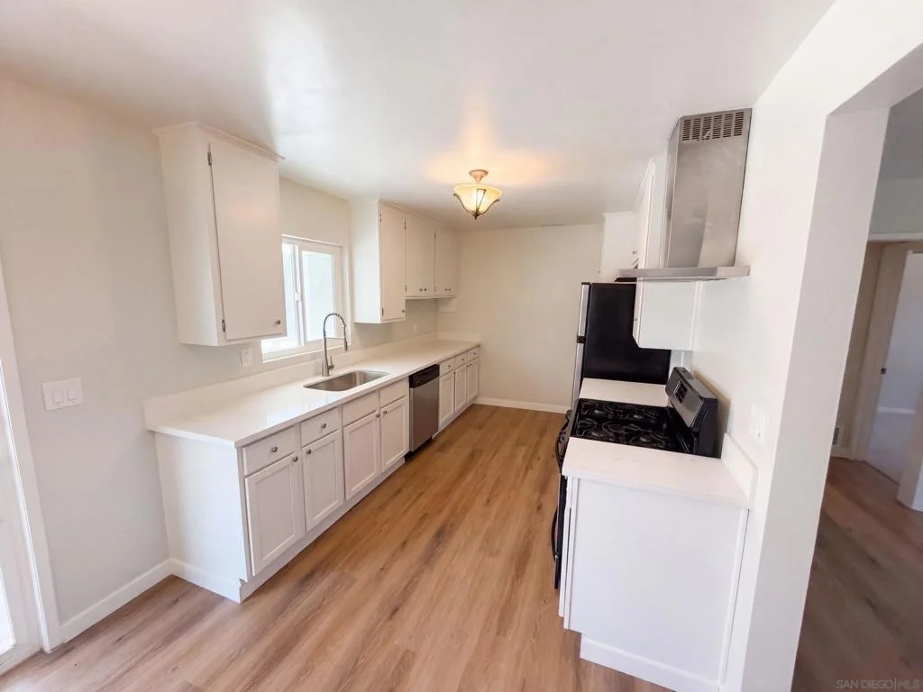 Photo of 3924 Grandon