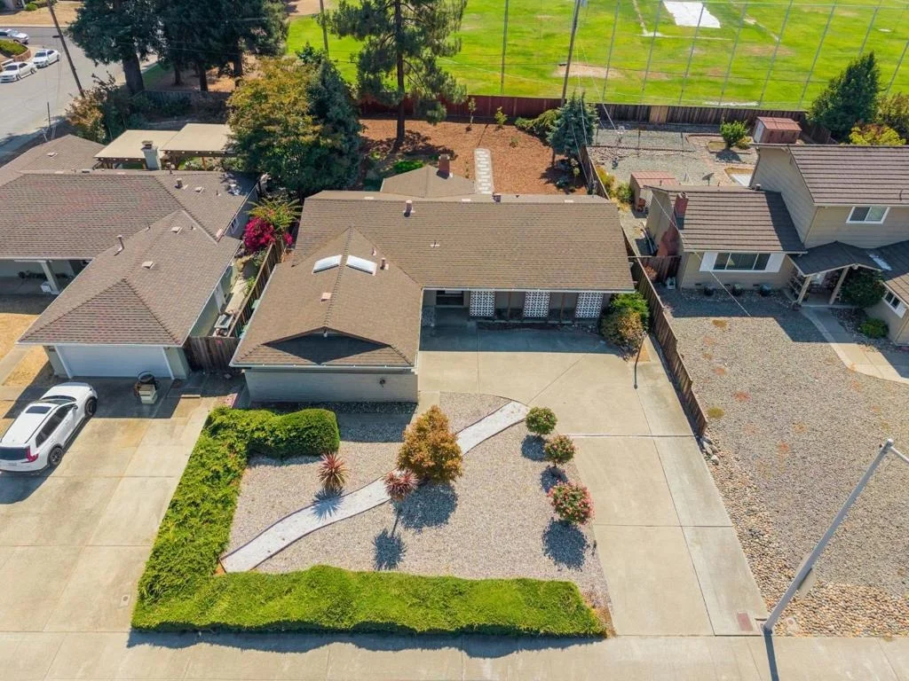 Photo of 2980 Pruneridge Avenue