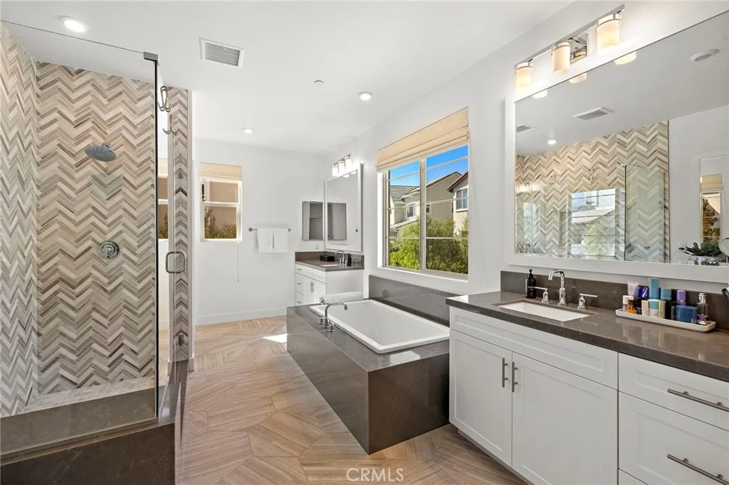 Photo of 655 Leonard Drive