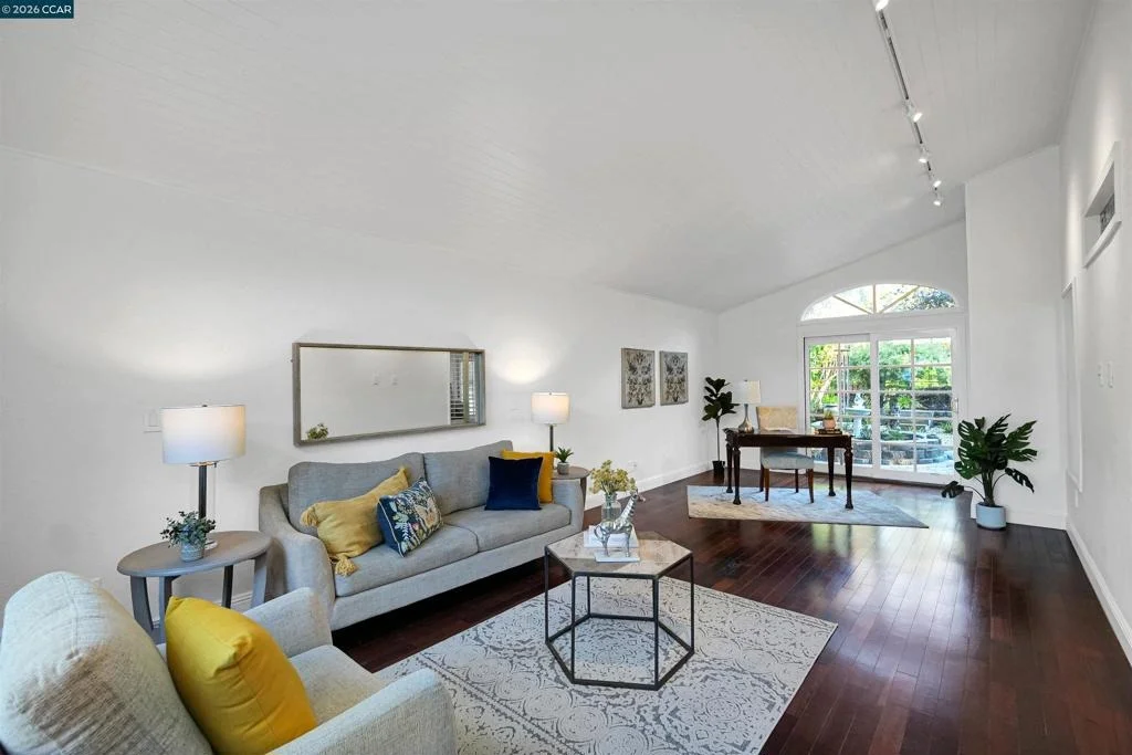 Photo of 100 Opal Ct