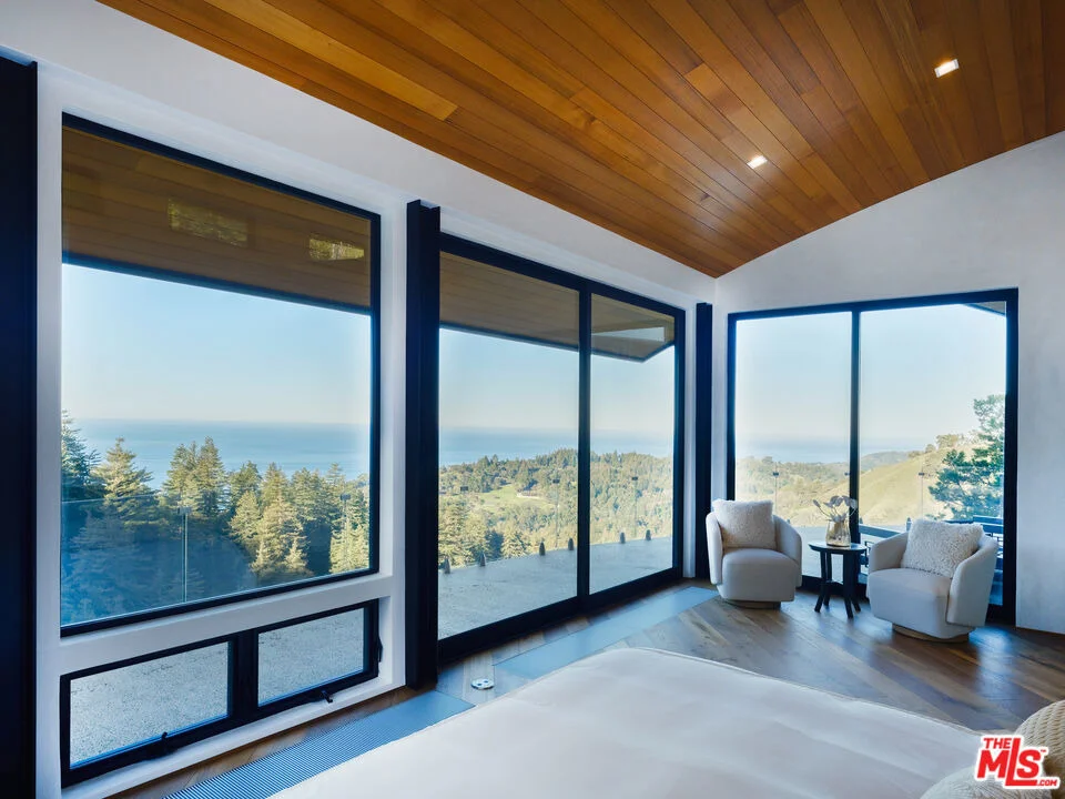 Photo of 47730 Coast Ridge Road