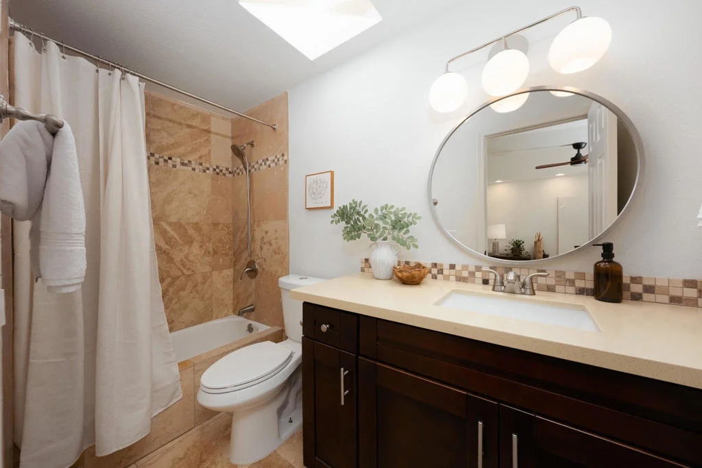Photo of 73301 Juniper Street